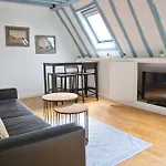 Tour Eiffel View, Top Floor Apt Marais Vosges