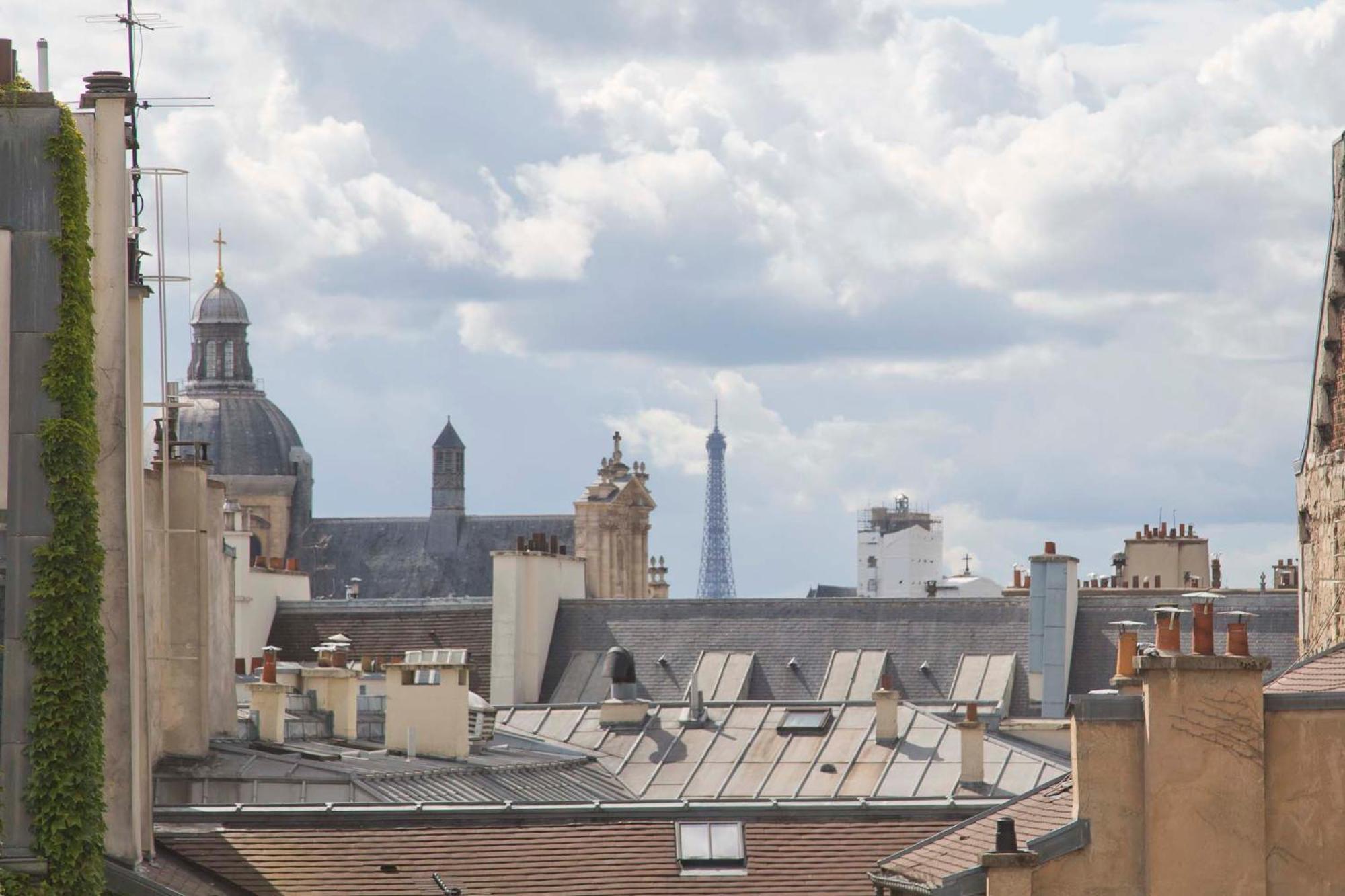 Appartement Tour Eiffel View, Floor Marais Vosges *